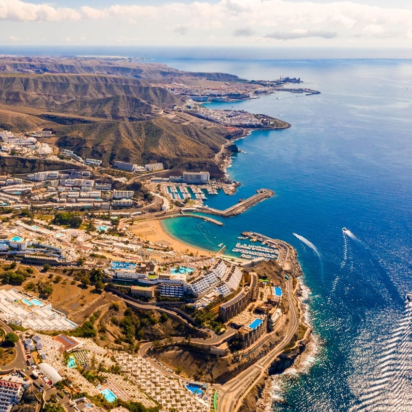 Holiday Program, Madeira, Idegen vezetés, Magyarul, Program, Túra, Buszos kirándulás, Nyaralás, hajó kirándulás, programok vizen, földön és levegőben
