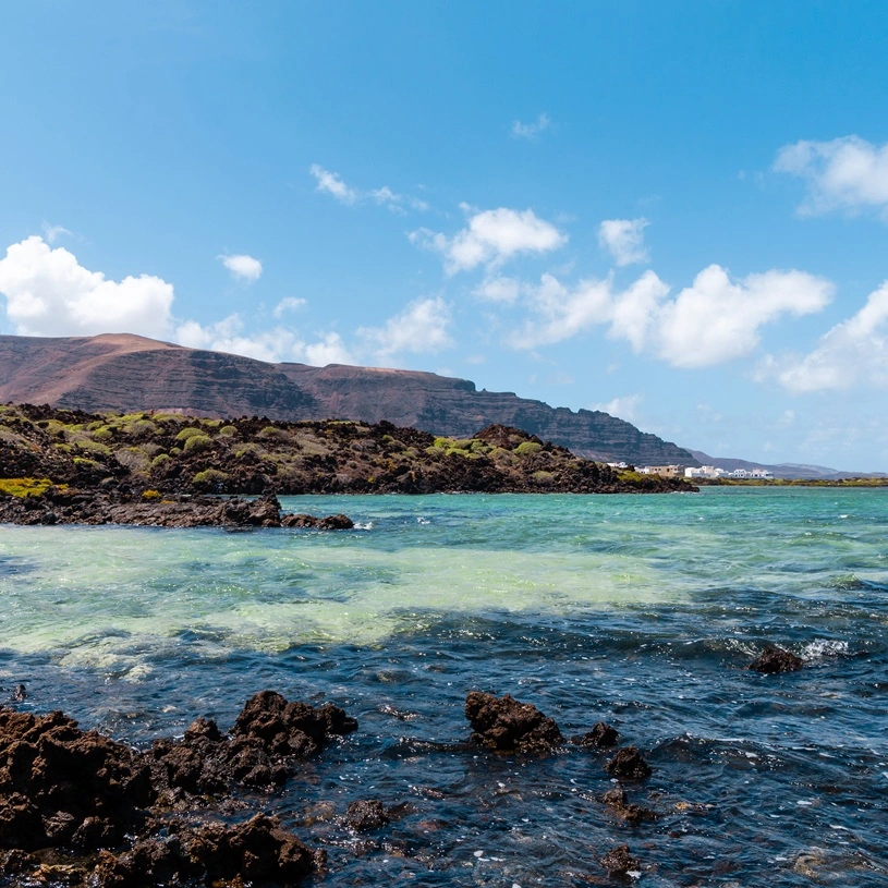 Holiday Program, Tenerife, Gran Kanária, Lanzarote, Fuerteventura, Kanári szigetek, Idegen vezetés, Magyarúl, Program, Túra, Buszos kirándulás, Nyaralás, hajó kirándulás, programok vízem, földön és levegőben