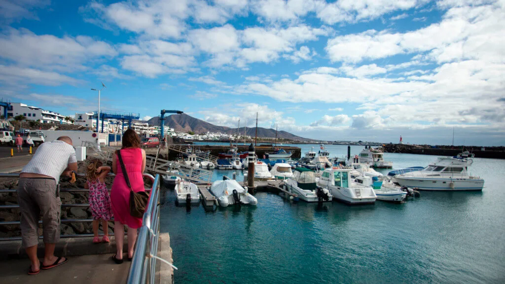 Holiday Program, Fuerteventura, Idegen vezetés, Magyarúl, Program, Túra, Buszos kirándulás, Nyaralás, hajó kirándulás, programok vizen, földön és levegőben