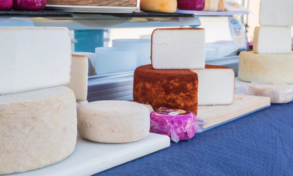 Holiday Program, Lanzarote, Kanári szigetek, Idegen vezetés, Magyarúl, Program, Túra, Buszos kirándulás, Nyaralás, hajó kirándulás, programok vízem, földön és levegőben