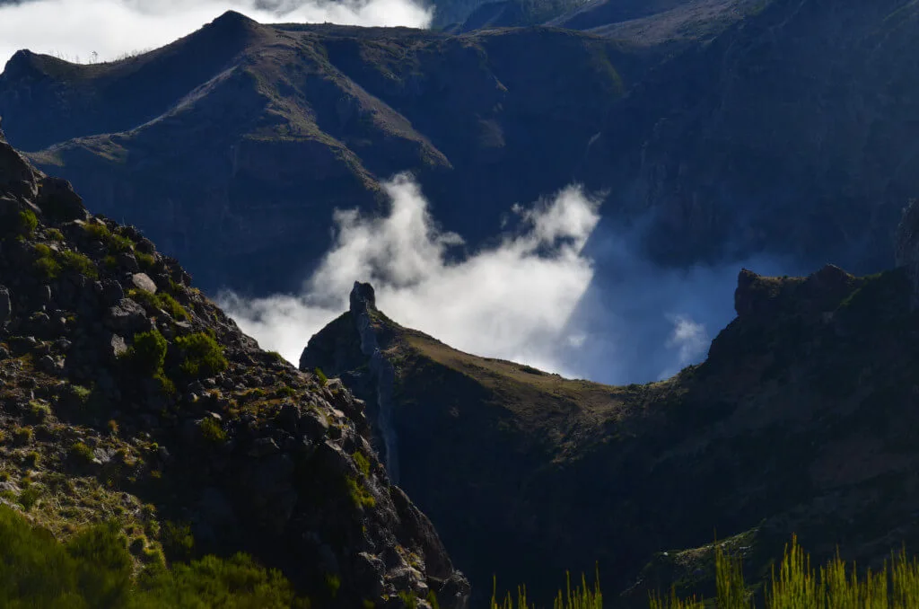 Holiday Program, Madeira, Idegen vezetés, Magyarul, Program, Túra, Buszos kirándulás, Nyaralás, hajó kirándulás, programok vizen, földön és levegőben