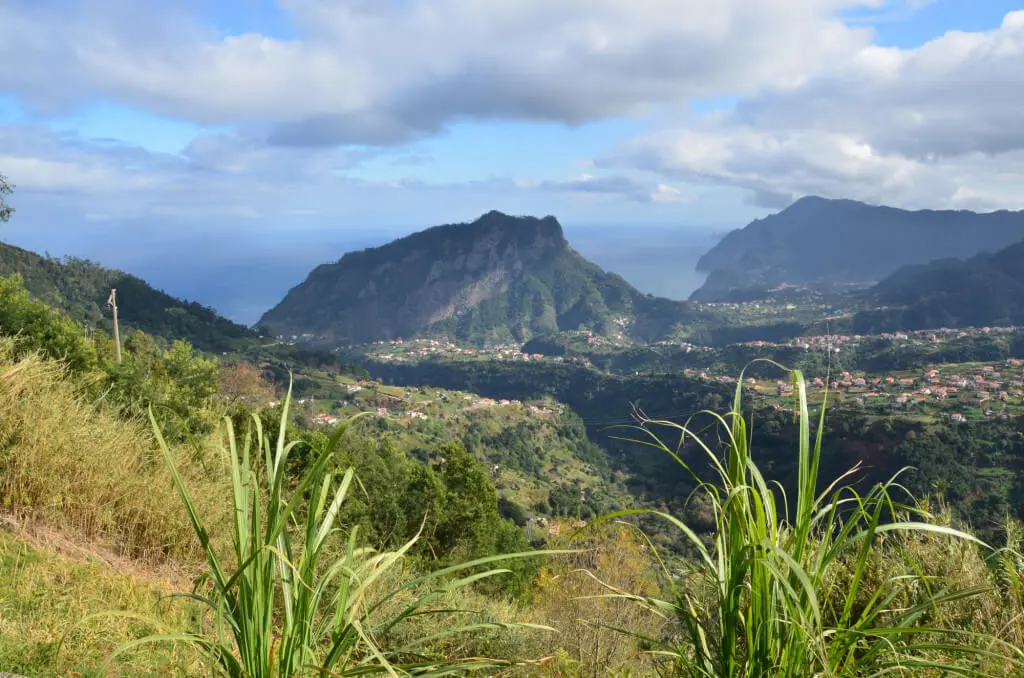 Holiday Program, Madeira, Idegen vezetés, Magyarul, Program, Túra, Buszos kirándulás, Nyaralás, hajó kirándulás, programok vizen, földön és levegőben