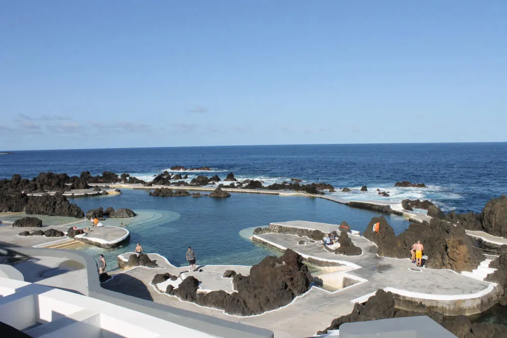 Holiday Program, Madeira, Idegen vezetés, Magyarul, Program, Túra, Buszos kirándulás, Nyaralás, hajó kirándulás, programok vizen, földön és levegőben