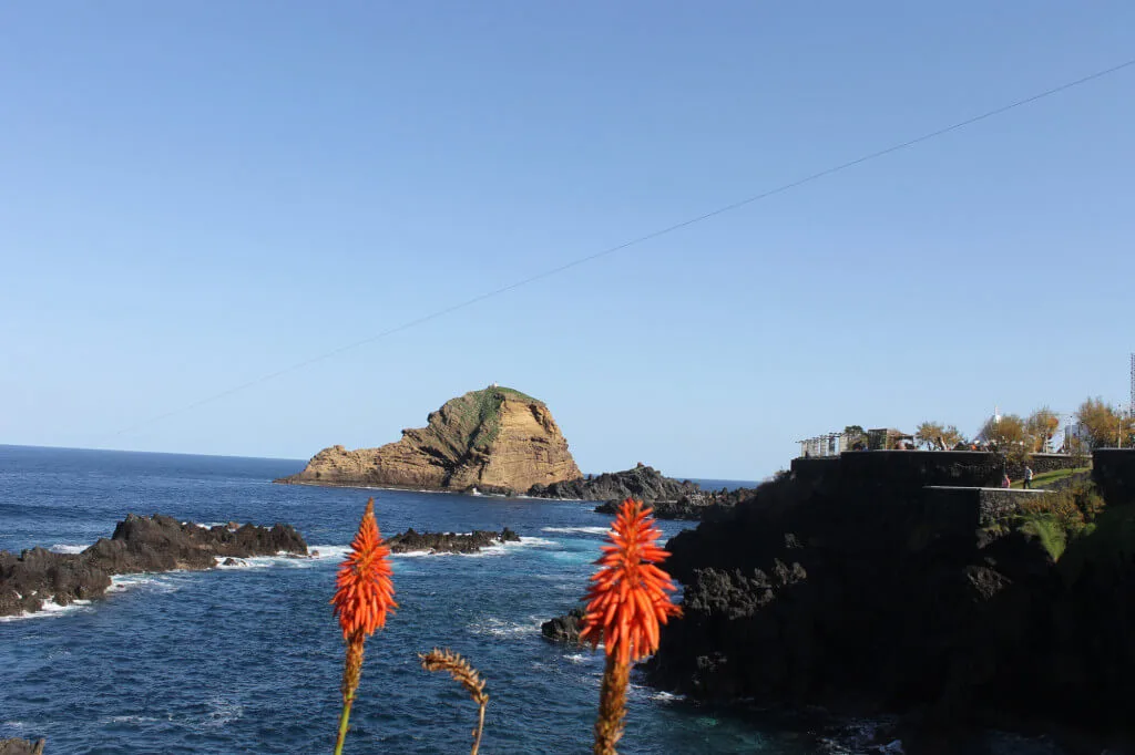 Holiday Program, Madeira, Idegen vezetés, Magyarul, Program, Túra, Buszos kirándulás, Nyaralás, hajó kirándulás, programok vizen, földön és levegőben