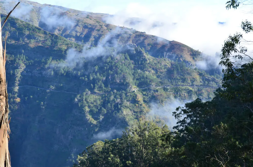 Holiday Program, Madeira, Idegen vezetés, Magyarul, Program, Túra, Buszos kirándulás, Nyaralás, hajó kirándulás, programok vizen, földön és levegőben