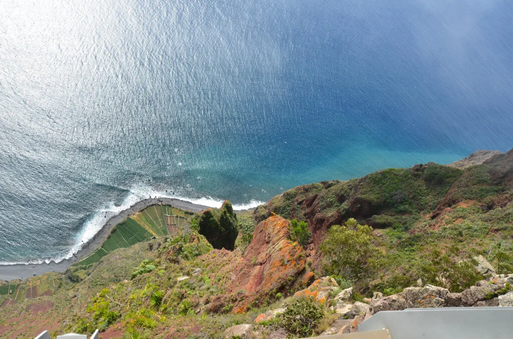 Holiday Program, Madeira, Idegen vezetés, Magyarul, Program, Túra, Buszos kirándulás, Nyaralás, hajó kirándulás, programok vizen, földön és levegőben