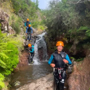 Holiday Program, Madeira, Idegen vezetés, Magyarul, Program, Túra, Buszos kirándulás, Nyaralás, hajó kirándulás, programok vizen, földön és levegőben