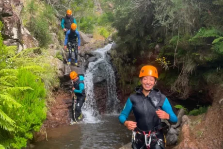 Holiday Program, Madeira, Idegen vezetés, Magyarul, Program, Túra, Buszos kirándulás, Nyaralás, hajó kirándulás, programok vizen, földön és levegőben