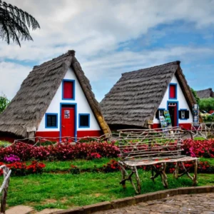Holiday Program, Madeira, Idegen vezetés, Magyarúl, Program, Túra, Buszos kirándulás, Nyaralás, hajó kirándulás, programok vizen, földön és levegőben