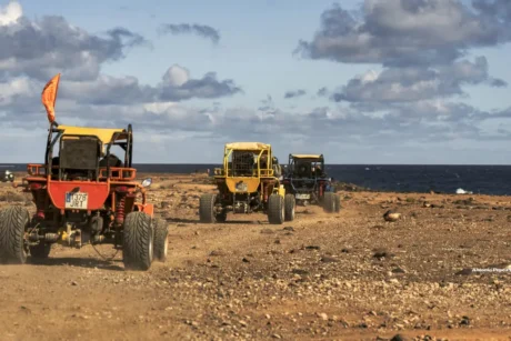 Holiday Program, Fuerteventura, Idegen vezetés, Magyarúl, Program, Túra, Buszos kirándulás, Nyaralás, hajó kirándulás, programok vizen, földön és levegőben