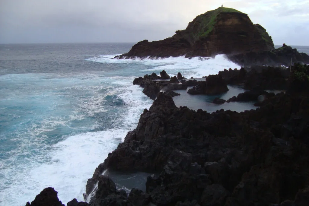 Holiday Program, Madeira, Idegen vezetés, Magyarul, Program, Túra, Buszos kirándulás, Nyaralás, hajó kirándulás, programok vizen, földön és levegőben