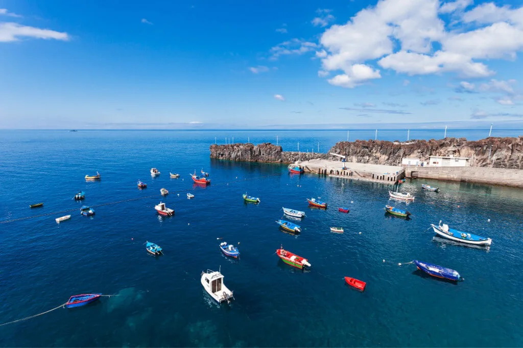 Holiday Program, Madeira, Idegen vezetés, Magyarul, Program, Túra, Buszos kirándulás, Nyaralás, hajó kirándulás, programok vizen, földön és levegőben