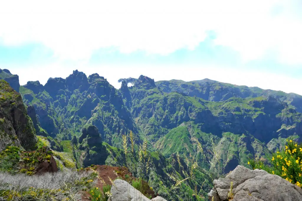 Holiday Program, Madeira, Idegen vezetés, Magyarul, Program, Túra, Buszos kirándulás, Nyaralás, hajó kirándulás, programok vizen, földön és levegőben