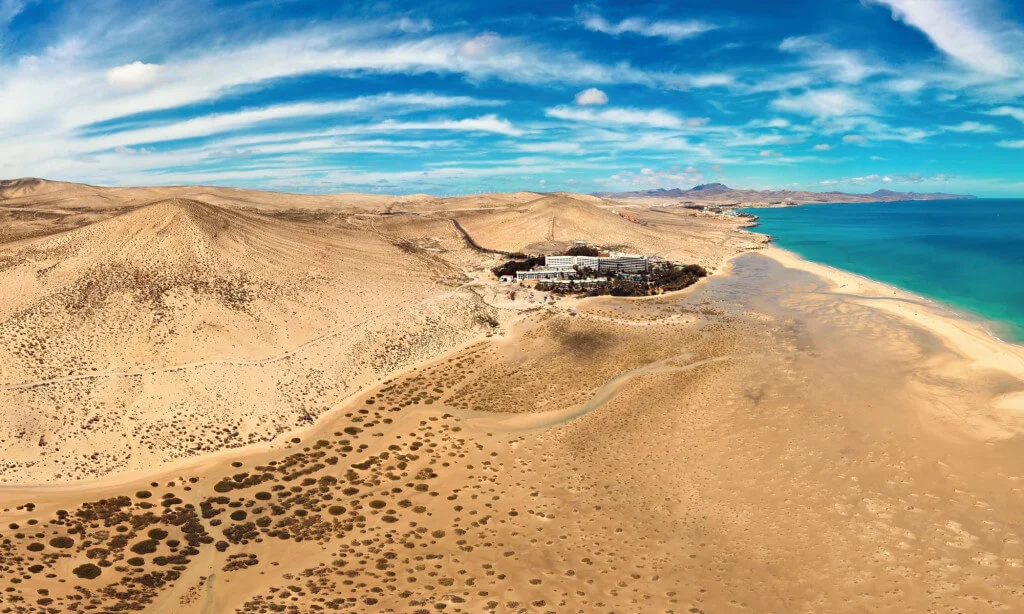 Holiday Program, Fuerteventura, Idegen vezetés, Magyarúl, Program, Túra, Buszos kirándulás, Nyaralás, hajó kirándulás, programok vizen, földön és levegőben