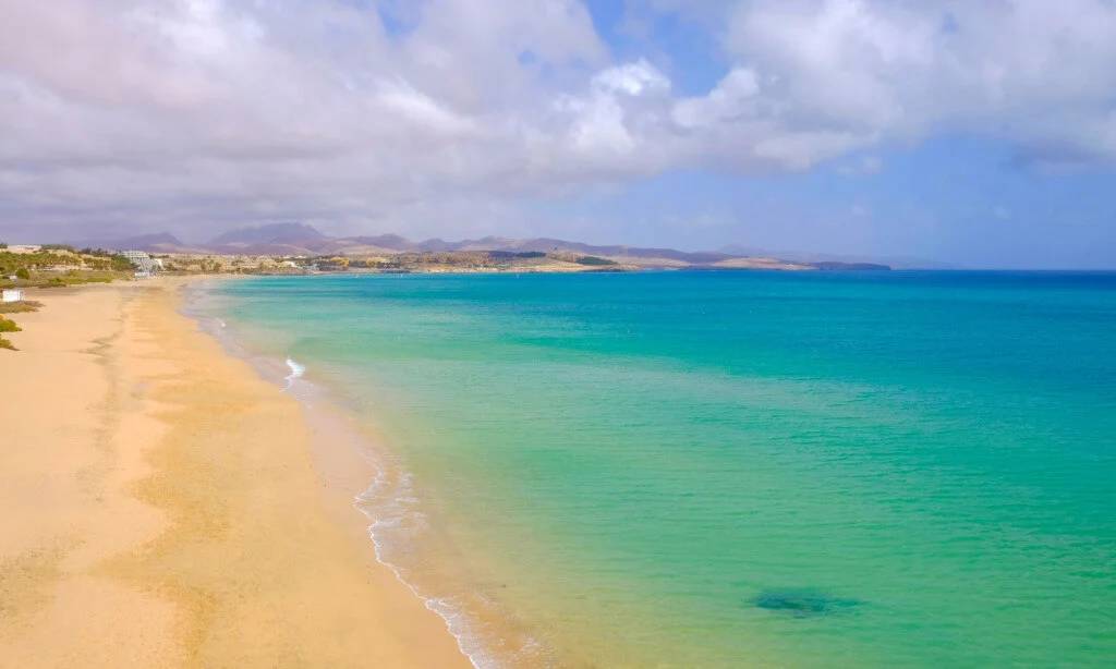 Holiday Program, Fuerteventura, Idegen vezetés, Magyarúl, Program, Túra, Buszos kirándulás, Nyaralás, hajó kirándulás, programok vizen, földön és levegőben