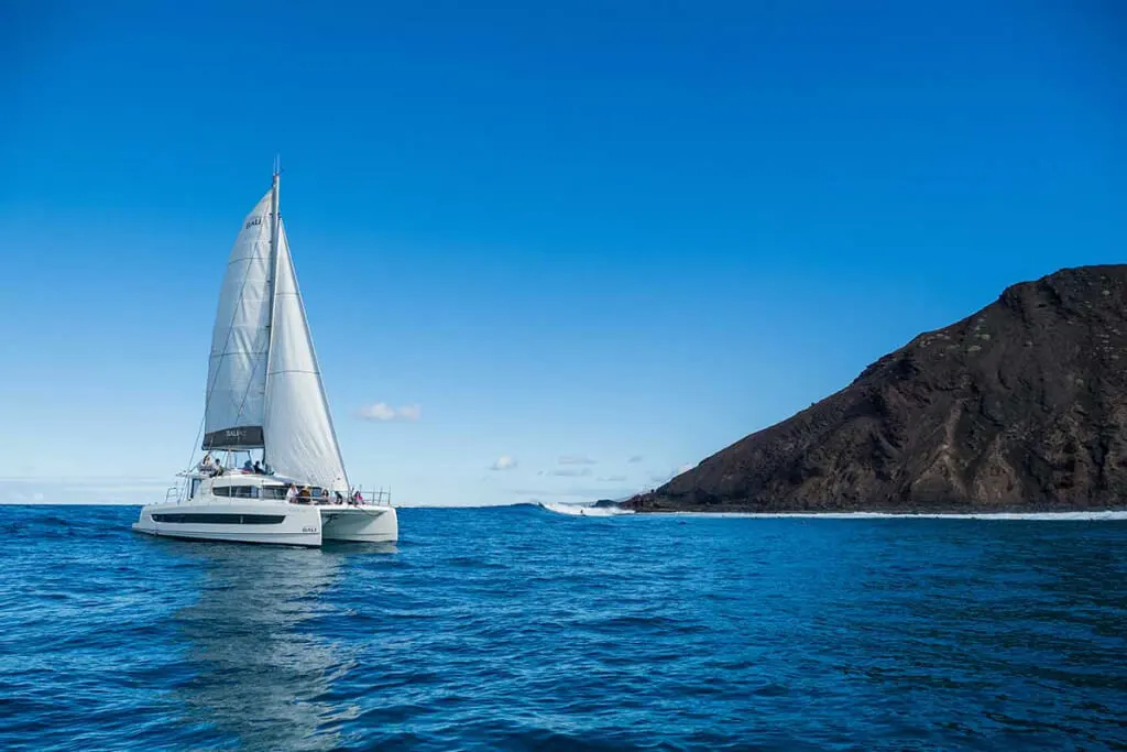 Holiday Program, Fuerteventura, Idegen vezetés, Magyarúl, Program, Túra, Buszos kirándulás, Nyaralás, hajó kirándulás, programok vizen, földön és levegőben
