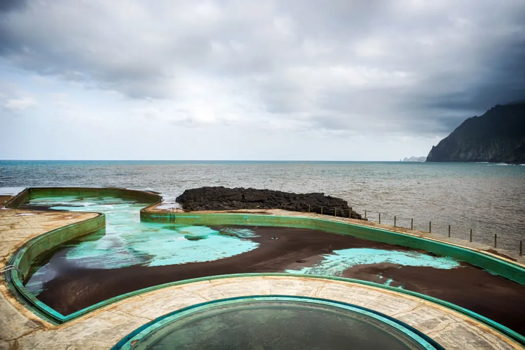 Holiday Program, Madeira, Idegen vezetés, Magyarúl, Program, Túra, Buszos kirándulás, Nyaralás, hajó kirándulás, programok vízem, földön és levegőben