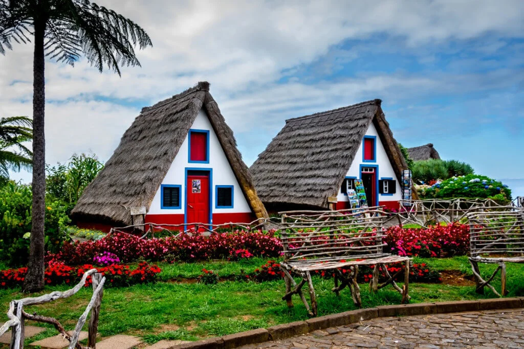 Holiday Program, Madeira, Idegen vezetés, Magyarúl, Program, Túra, Buszos kirándulás, Nyaralás, hajó kirándulás, programok vízem, földön és levegőben