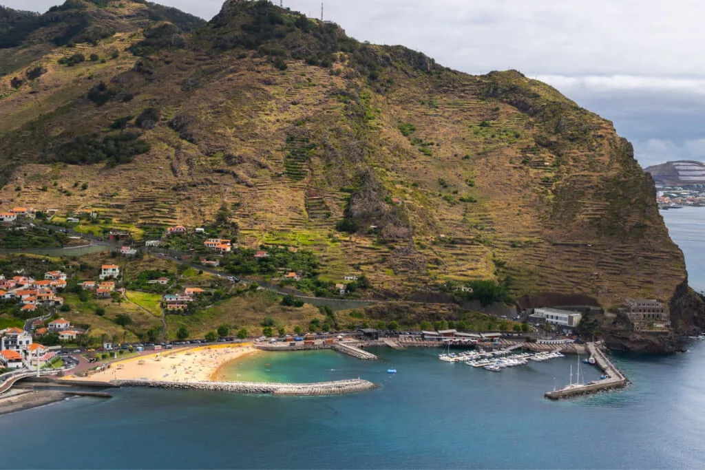 Holiday Program, Madeira, Idegen vezetés, Magyarúl, Program, Túra, Buszos kirándulás, Nyaralás, hajó kirándulás, programok vízem, földön és levegőben